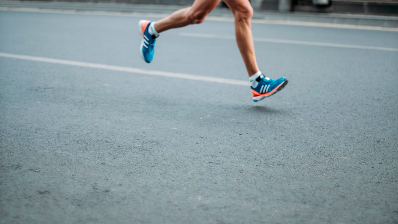 What Elite Coaches Actually Tell Runners About Marathon Nutrition